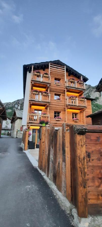 Le Chalet Du Paradis Guest house